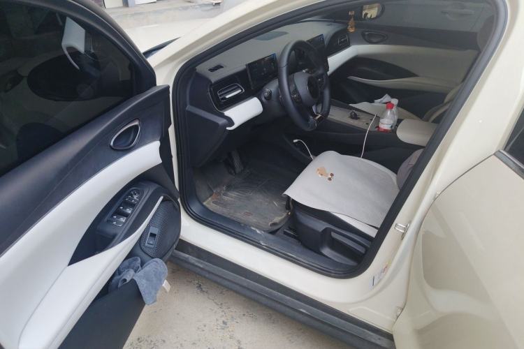 Used BYD Seal 06 New Energy 2025 DM-i Smart Drive 80KM Luxury Model Driver Seat