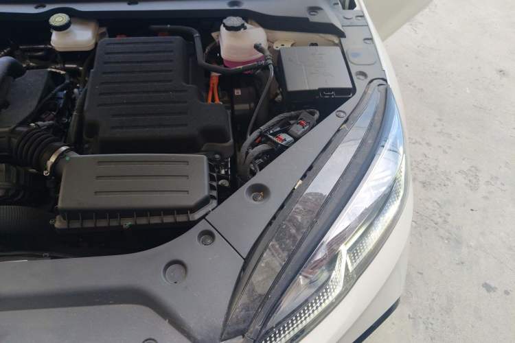 Used BYD Seal 06 New Energy 2025 DM-i Smart Drive 80KM Luxury Model Engine Bay Left