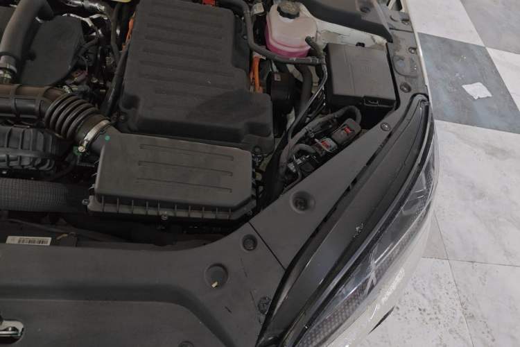Used BYD Seal 06 New Energy 2025 DM-i Smart Drive 80KM Luxury Model Engine Bay Left