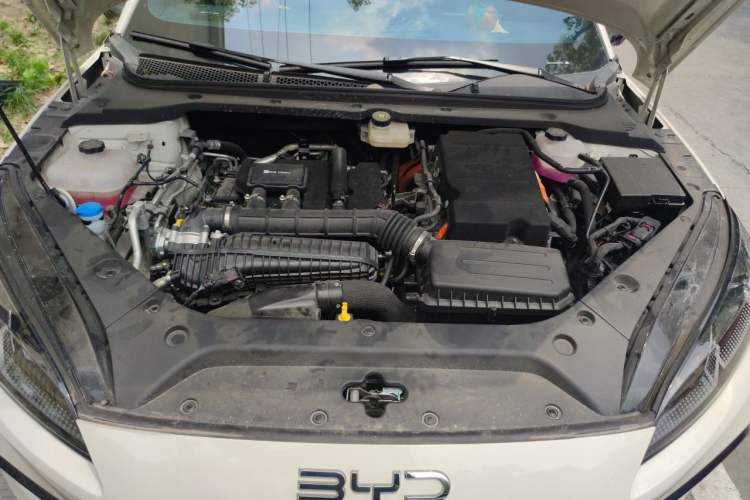 Used BYD Seal 06 New Energy 2025 DM-i Smart Drive 120KM Prestige Model Engine Bay