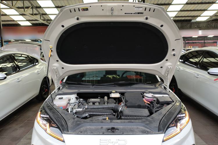 Used BYD Seal 06 New Energy 2025 DM-i Smart Drive 120KM Prestige Model Engine Bay