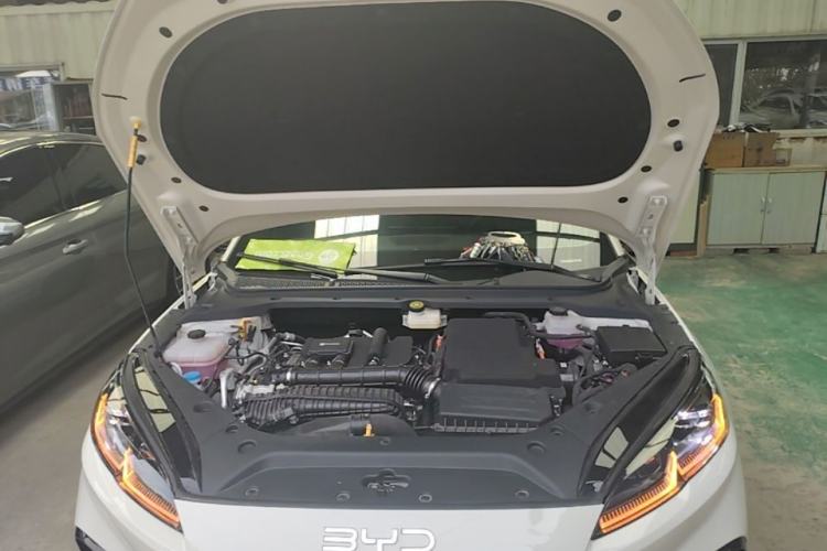 Used BYD Seal 06 New Energy 2025 DM-i Smart Drive 80KM Luxury Model Engine Bay