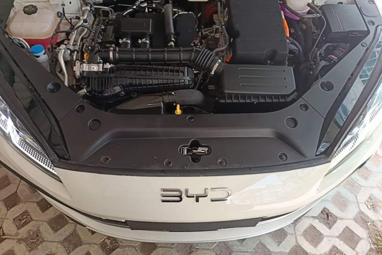 Used BYD Seal 06 New Energy 2025 DM-i Smart Drive 120KM Deluxe Model Engine Bay