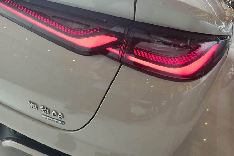 Used BYD Seal 06 New Energy 2025 EV 545KM Flagship Edition Exterior 3