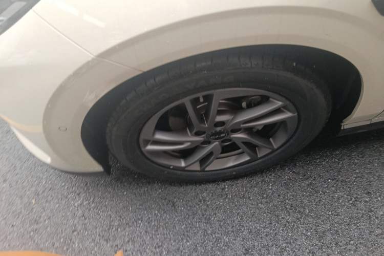Used BYD Seal 06 New Energy 2025 EV 470KM Prestige Edition Exterior 4
