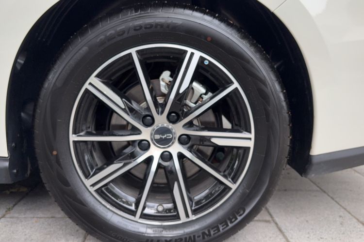 Used BYD Seal 06 New Energy 2025 DM-i Smart Drive 120KM Deluxe Model Exterior 4