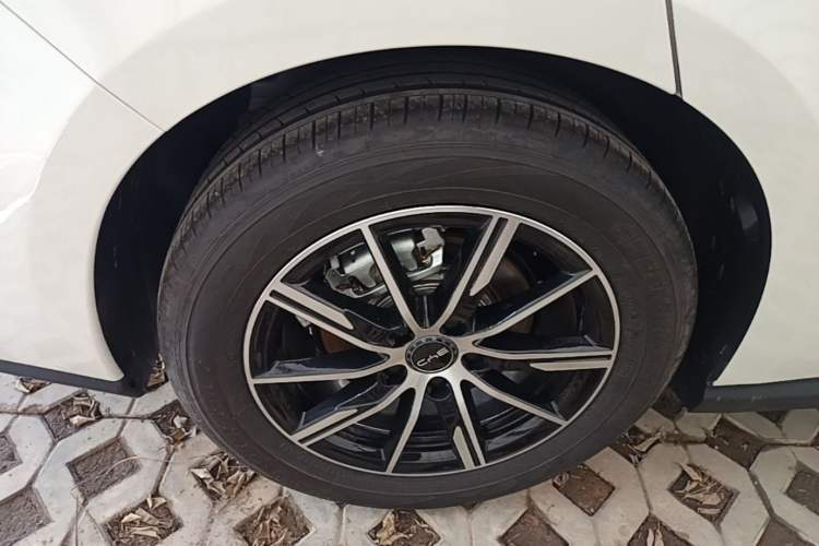 Used BYD Seal 06 New Energy 2025 DM-i Smart Drive 120KM Deluxe Model Exterior 5