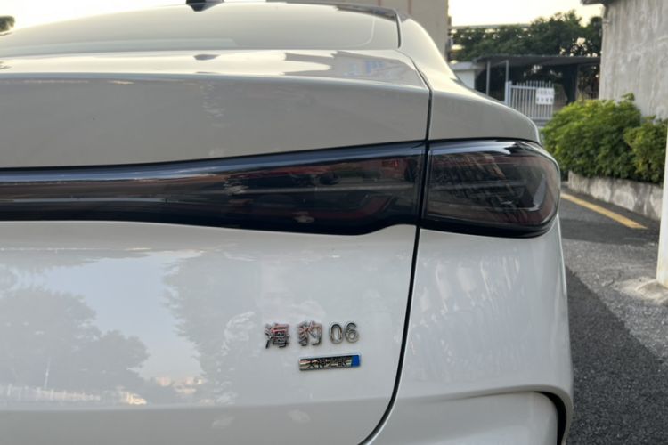Used BYD Seal 06 New Energy 2025 DM-i Smart Drive 80KM Luxury Model Exterior 6