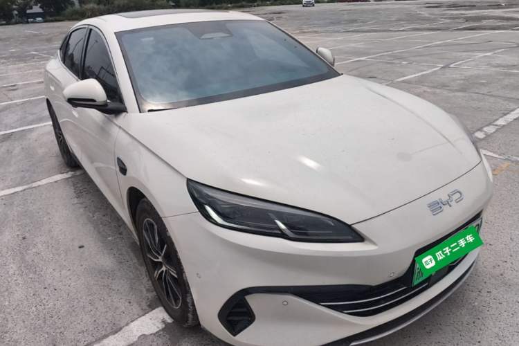 Used BYD Seal 06 New Energy 2025 DM-i Smart Drive 120KM Prestige Model Front Right 45 Deg
