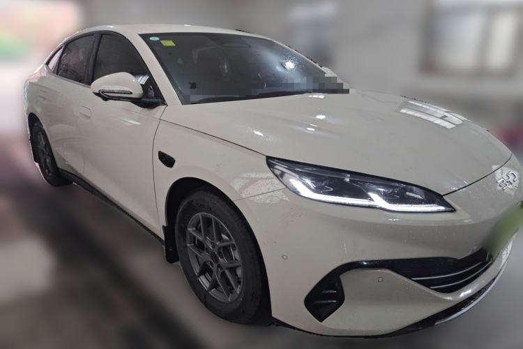 Used BYD Seal 06 New Energy 2025 DM-i Smart Drive 80KM Luxury Model Front Right 45 Deg