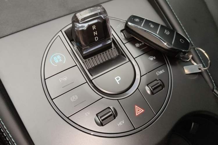 Used BYD Seal 06 New Energy 2025 DM-i Smart Drive 120KM Deluxe Model Gear Lever