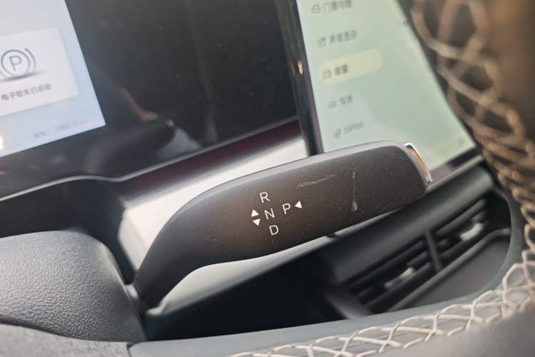 Used BYD Seal 06 New Energy 2025 EV 545KM Flagship Edition Gear Lever