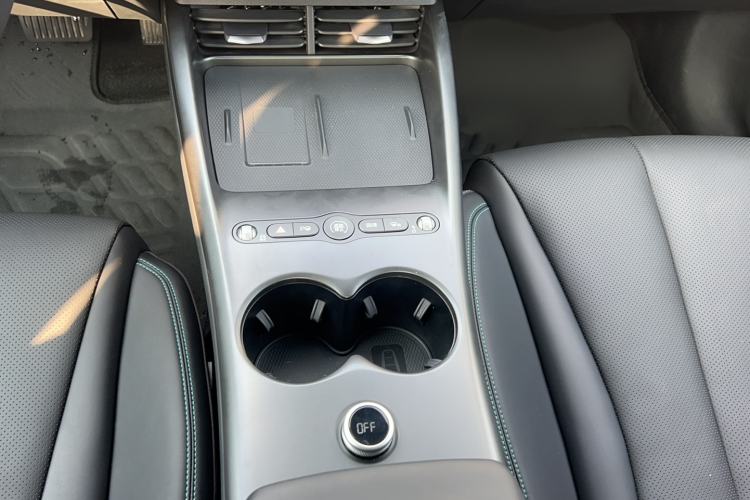 Used BYD Seal 06 New Energy 2025 EV 545KM Flagship Edition Gear Lever