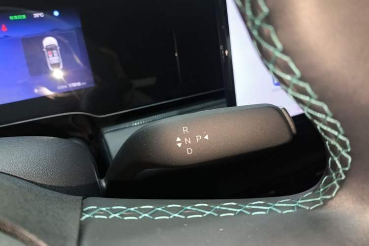 Used BYD Seal 06 New Energy 2025 EV 470KM Prestige Edition Gear Lever