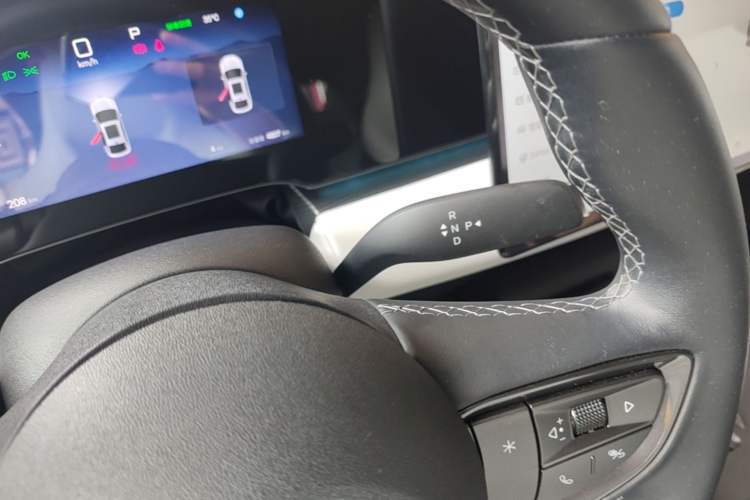Used BYD Seal 06 New Energy 2025 EV 545KM Flagship Edition Gear Lever
