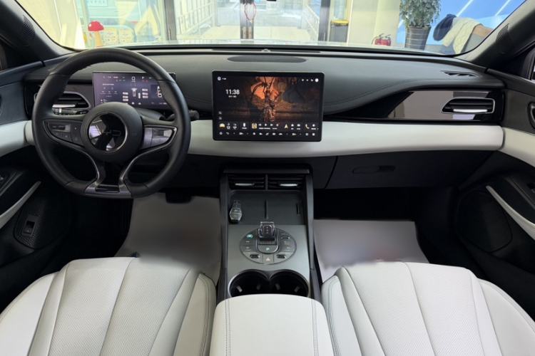 Used BYD Seal 06 New Energy 2025 DM-i Smart Drive 80KM Luxury Model Interior 1