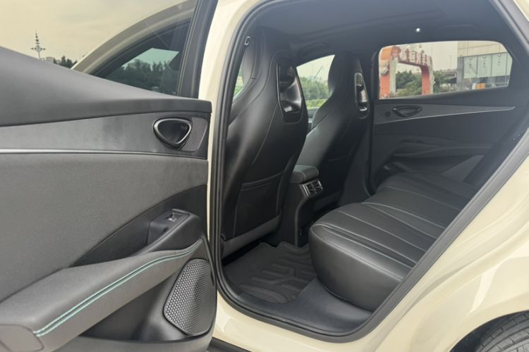 Used BYD Seal 06 New Energy 2025 DM-i Smart Drive 120KM Prestige Model Interior 1