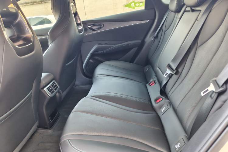 Used BYD Seal 06 New Energy 2025 DM-i Smart Drive 120KM Deluxe Model Interior 2