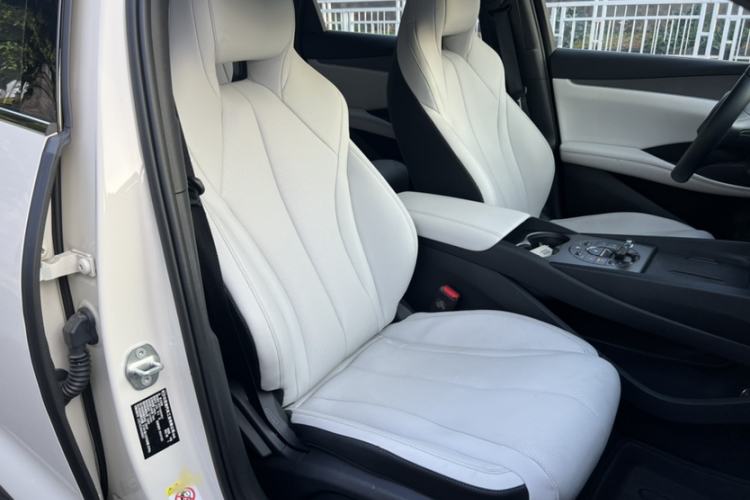 Used BYD Seal 06 New Energy 2025 DM-i Smart Drive 80KM Luxury Model Interior 2