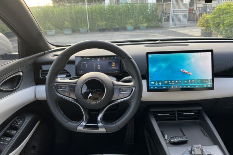 Used BYD Seal 06 New Energy 2025 DM-i Smart Drive 80KM Luxury Model Interior 3