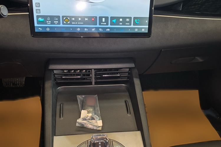 Used BYD Seal 06 New Energy 2025 DM-i Smart Drive 80KM Luxury Model Interior 3