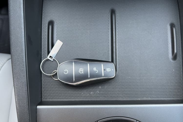 Used BYD Seal 06 New Energy 2025 DM-i Smart Drive 80KM Luxury Model Interior 5