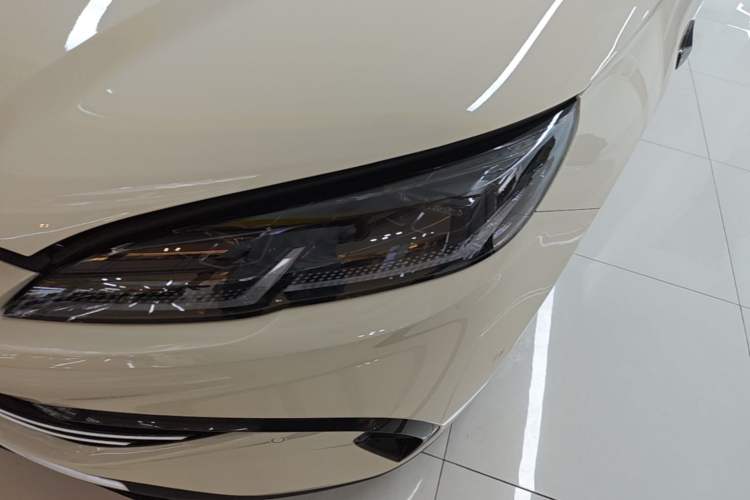 Used BYD Seal 06 New Energy 2025 DM-i Smart Drive 80KM Luxury Model Left Front Headlight