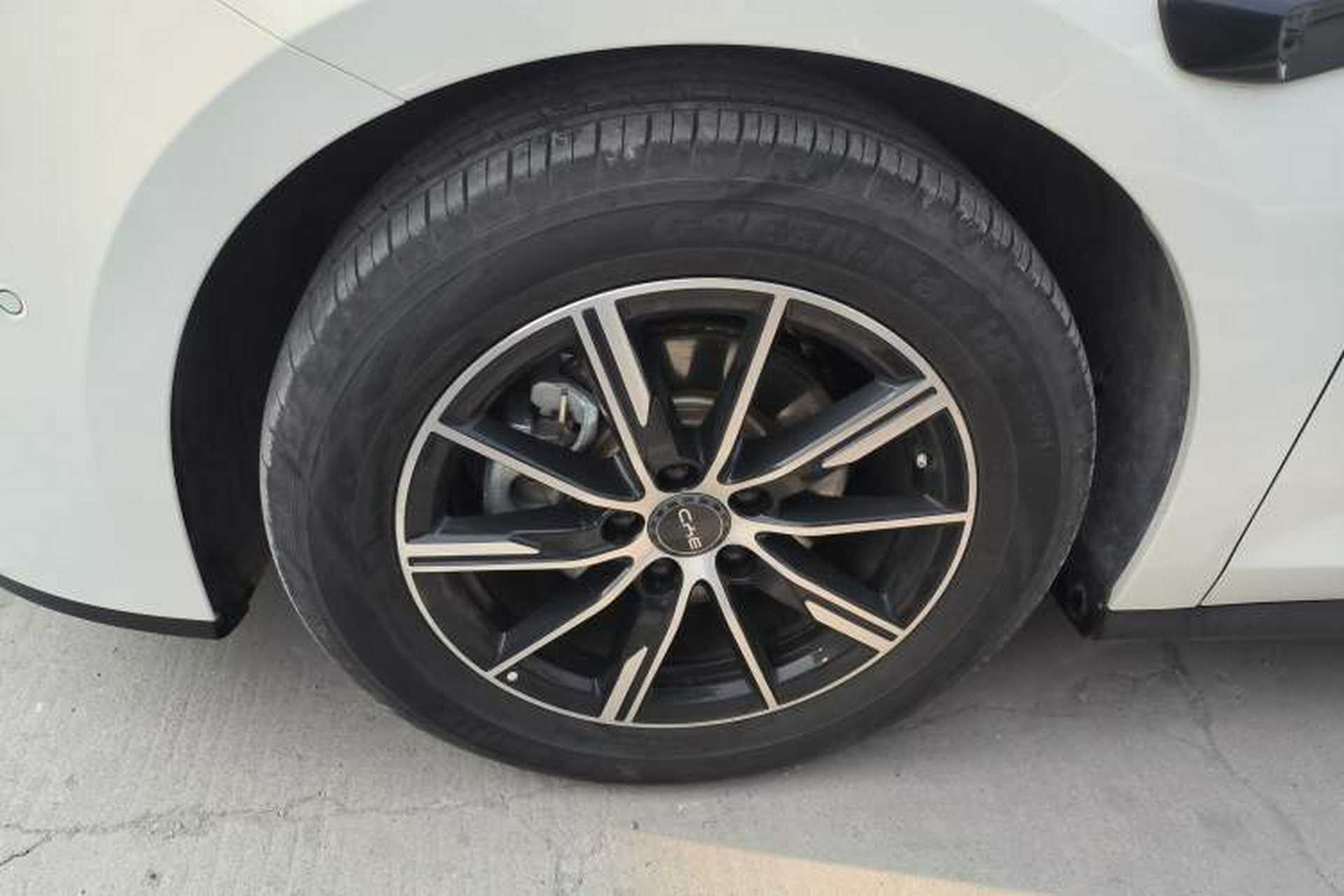Used BYD Seal 06 New Energy 2025 DM-i Smart Drive 120KM Deluxe Model Left Front Wheel Hub
