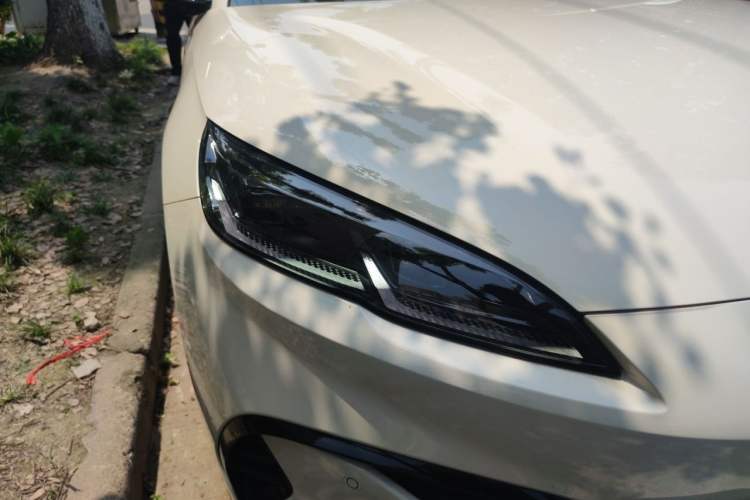 Used BYD Seal 06 New Energy 2025 DM-i Smart Drive 120KM Prestige Model Right Front Headlight