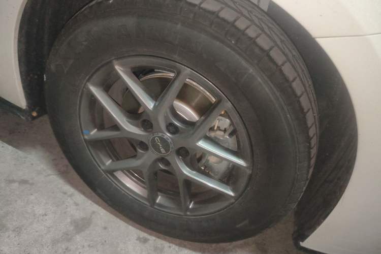 Used BYD Seal 06 New Energy 2025 DM-i Smart Drive 80KM Luxury Model Right Front Wheel Hub