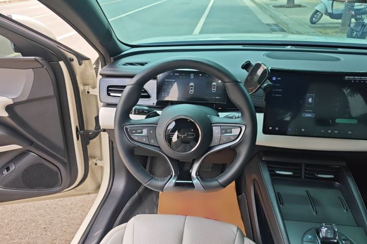 Used BYD Seal 06 New Energy 2025 DM-i Smart Drive 80KM Prestige Model Steering Wheel