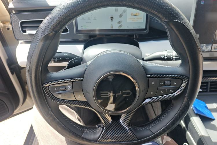 Used BYD Seal 06 New Energy 2025 DM-i Smart Drive 80KM Luxury Model Steering Wheel