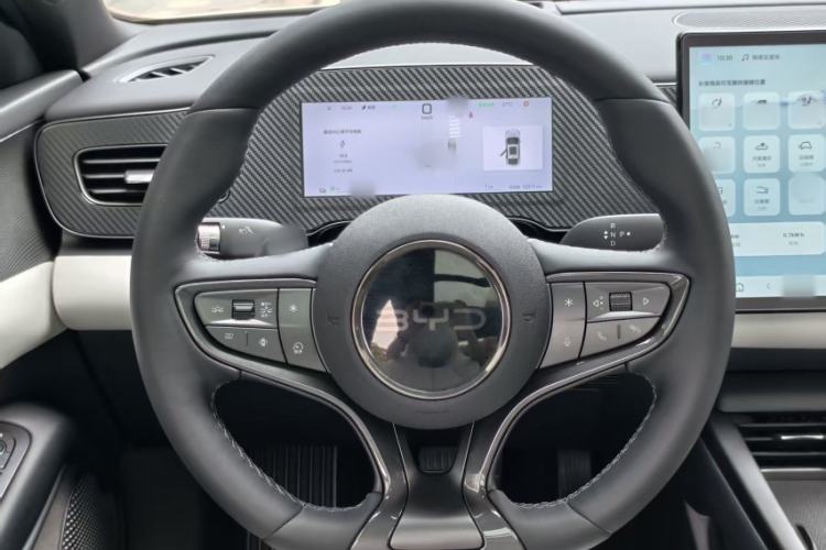 Used BYD Seal 06 New Energy 2025 EV 545KM Flagship Edition Steering Wheel