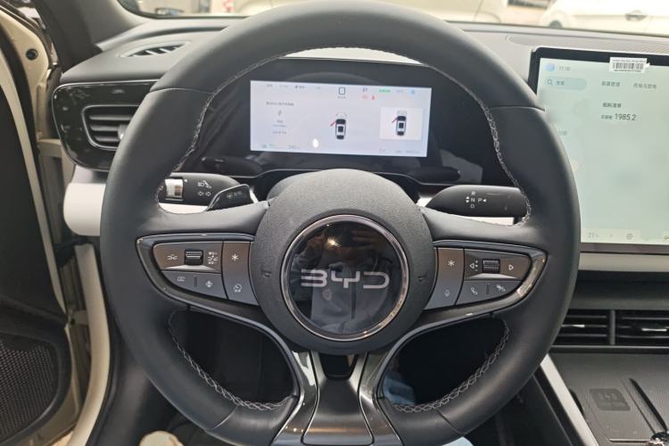 Used BYD Seal 06 New Energy 2025 EV 545KM Flagship Edition Steering Wheel