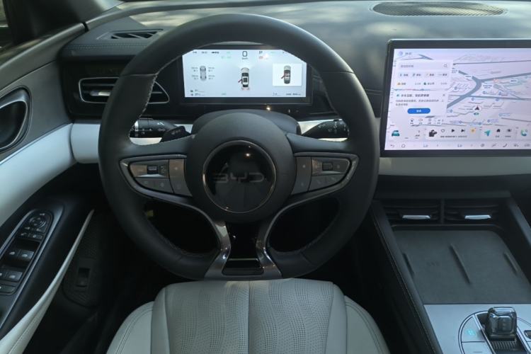 Used BYD Seal 06 New Energy 2025 DM-i Smart Drive 120KM Deluxe Model Steering Wheel