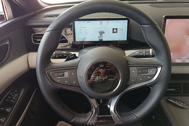 Used BYD Seal 06 New Energy 2025 DM-i Smart Drive 120KM Deluxe Model Steering Wheel