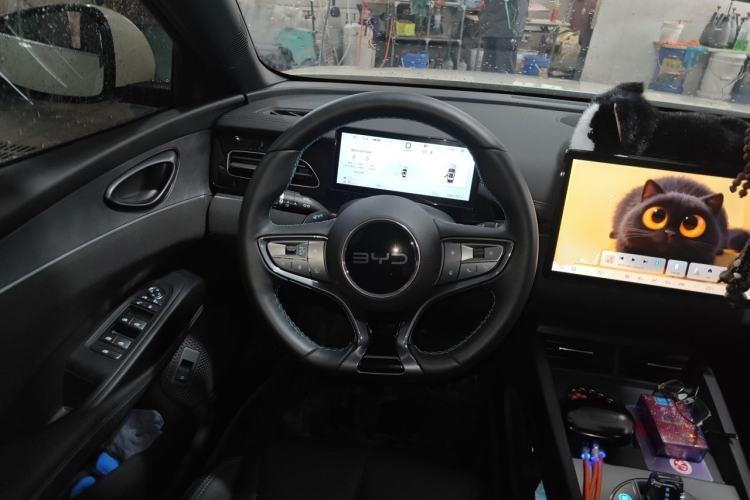 Used BYD Seal 06 New Energy 2025 DM-i Smart Drive 80KM Luxury Model Steering Wheel