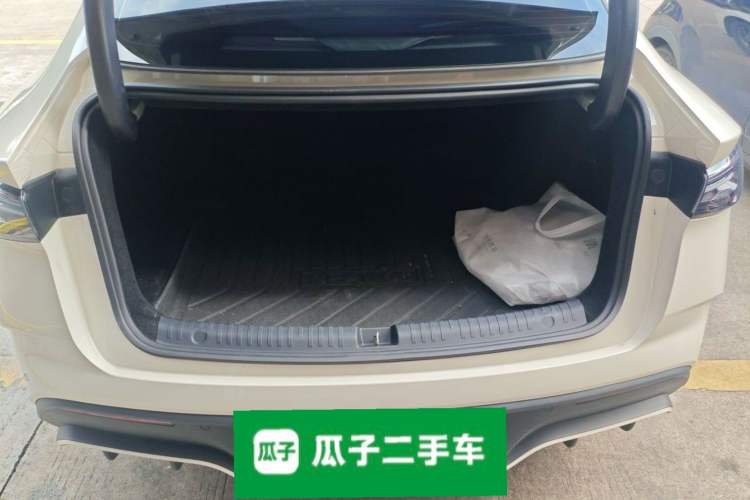 Used BYD Seal 06 New Energy 2025 DM-i Smart Drive 80KM Luxury Model Trunk