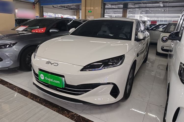 BYD Seal 06 New Energy 2025 DM-i Smart Drive 80KM Luxury Model