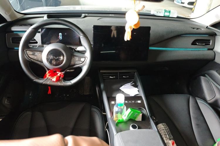 Used BYD Seal 06 New Energy 2026 Model DM-i Ultra-Enjoyment Edition 210KM Flagship Version Center Console