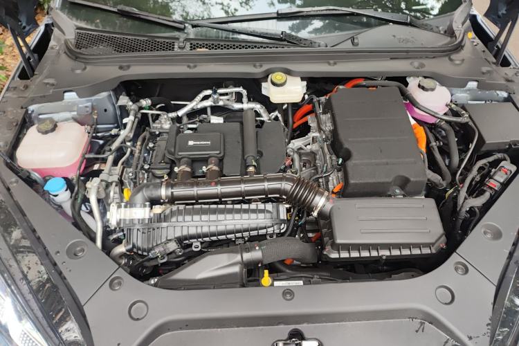Used BYD Seal 06 New Energy 2026 DM-i Ultra-Enjoyment 128KM Smart Enjoyment Model Engine Bay