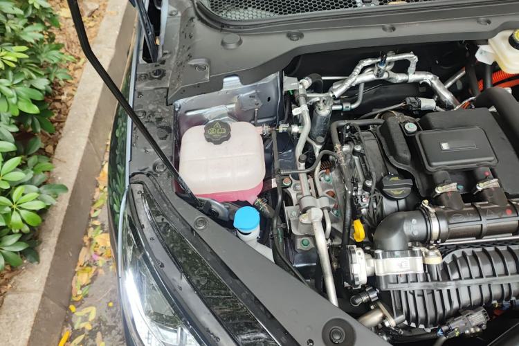 Used BYD Seal 06 New Energy 2026 DM-i Ultra-Enjoyment 128KM Smart Enjoyment Model Engine Bay Right