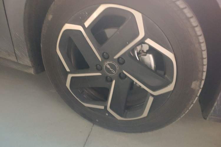 Used BYD Seal 06 New Energy 2026 Model DM-i Ultra-Enjoyment Edition 210KM Flagship Version Exterior 1