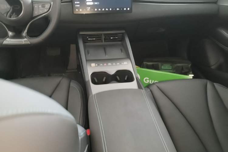 Used BYD Seal 06 New Energy 2026 DM-i Ultra-Enjoyment 128KM Smart Enjoyment Model Gear Lever