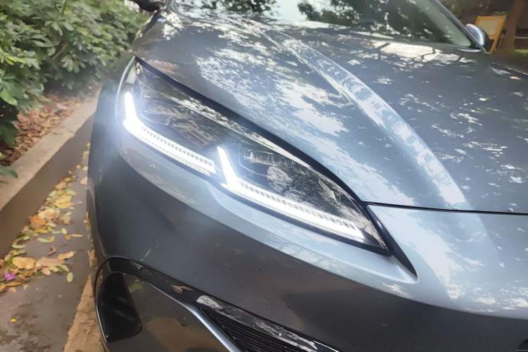 Used BYD Seal 06 New Energy 2026 DM-i Ultra-Enjoyment 128KM Smart Enjoyment Model Right Front Headlight