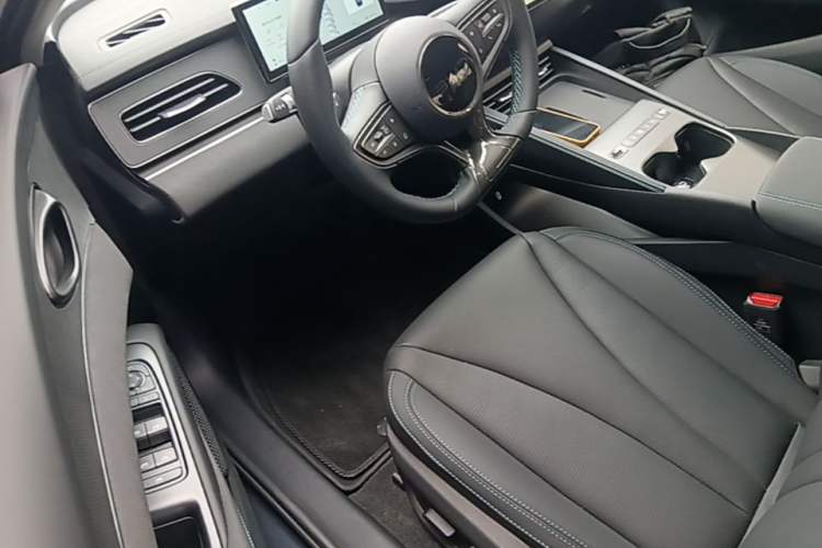 Used BYD Seal 06 New Energy 2026 DM-i Ultra-Enjoyment 128KM Smart Enjoyment Model Driver Seat