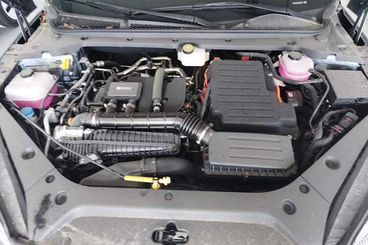 Used BYD Seal 06 New Energy 2026 DM-i Ultra-Enjoyment 128KM Luxury Edition Engine Bay