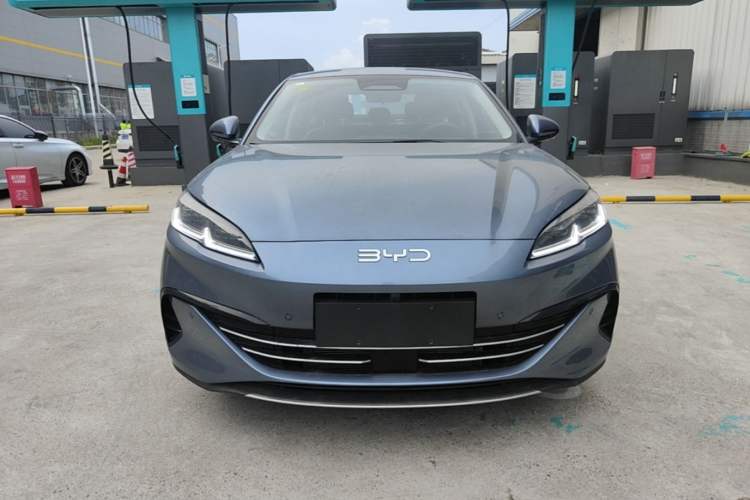 Used BYD Seal 06 New Energy 2026 DM-i Ultra-Enjoyment 128KM Smart Enjoyment Model Front