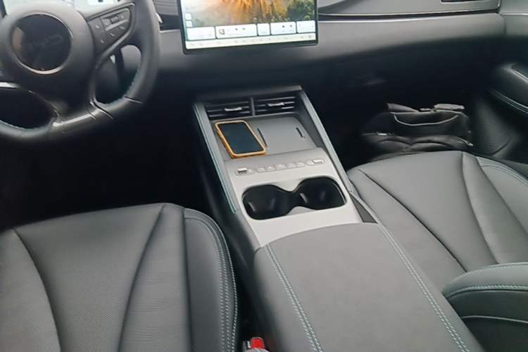 Used BYD Seal 06 New Energy 2026 DM-i Ultra-Enjoyment 128KM Smart Enjoyment Model Gear Lever