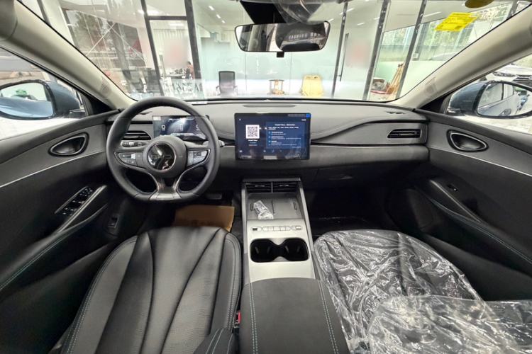 Used BYD Seal 06 New Energy 2026 DM-i Ultra-Enjoyment 128KM Luxury Edition Interior 1
